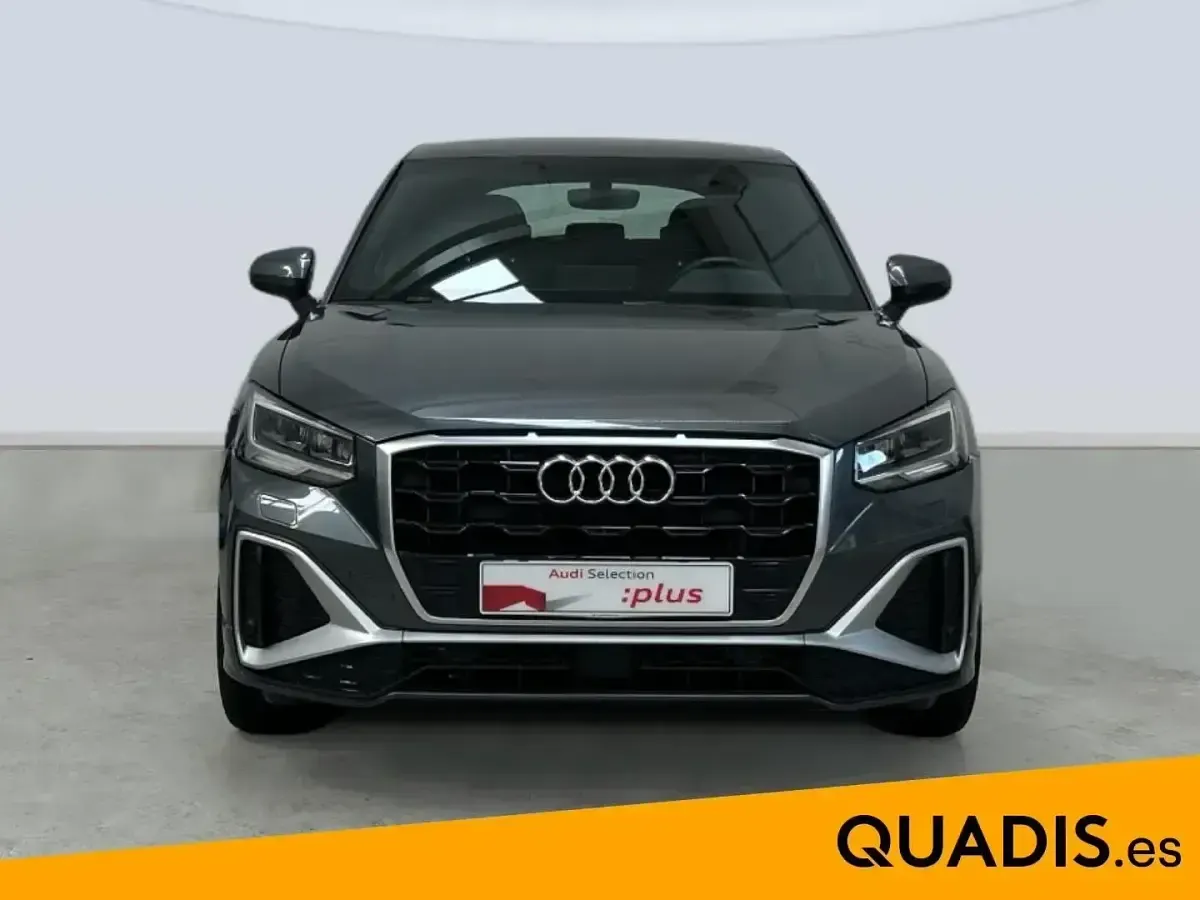 Usado Audi Q2 S-Line 116 CV (85 kW) 2022 Gris SUV
