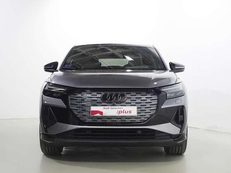 Usado Audi Q4 Sportback e-tron Ambiente 150 kW (204 CV) 2021 Gris SUV