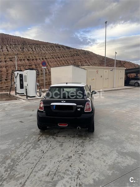 Usado Mini Cooper D 110 CV (80 kW) 2011 Negro Utilitario