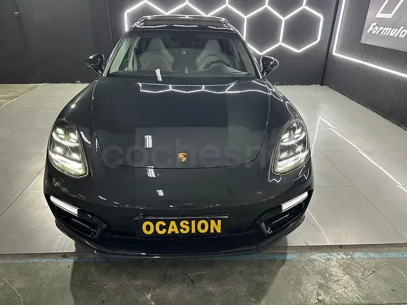 Usado Porsche Panamera 4S Executive 441 CV (324 kW) 2018 Gris / plata Berlina