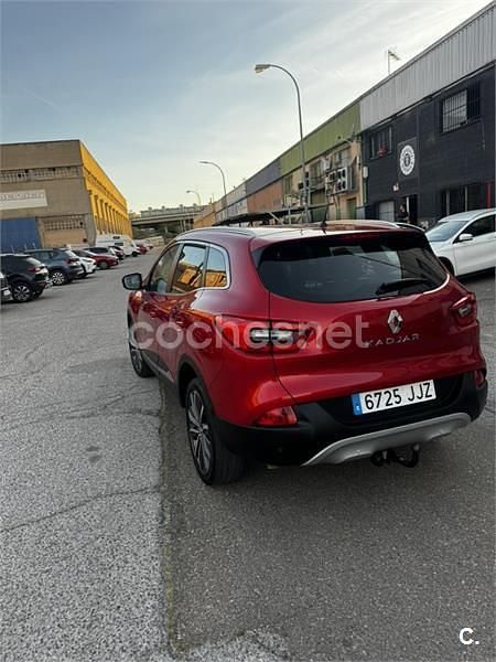 Usado Renault Kadjar Zen 130 CV (95 kW) 2015 Rojo SUV