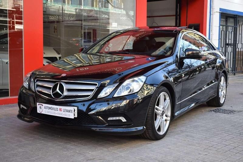 Usado Mercedes E350 292 CV (214 kW) 2010 Negro Coupe