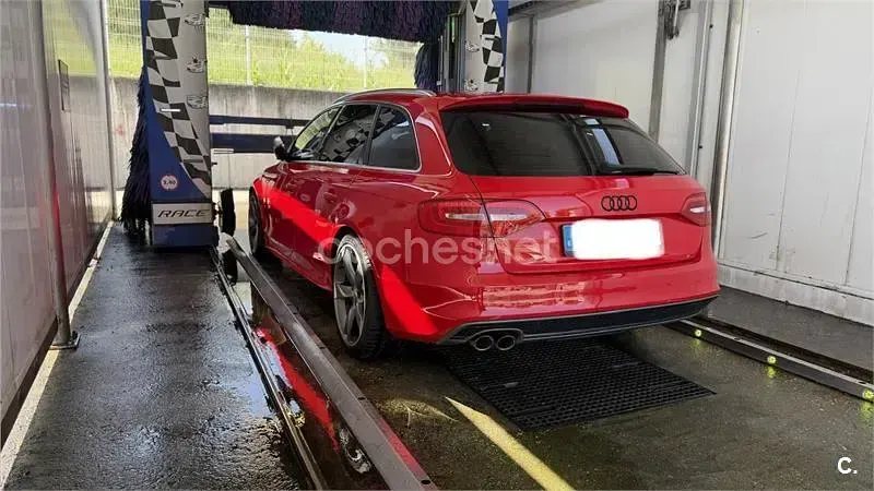 Usado Audi A4 S-Line 150 CV (110 kW) 2016 Rojo Familiar