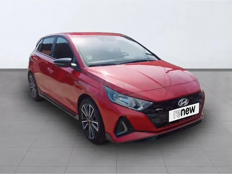 Usado Hyundai i20 N Line 84 CV (61 kW) 2023 Rojo Utilitario