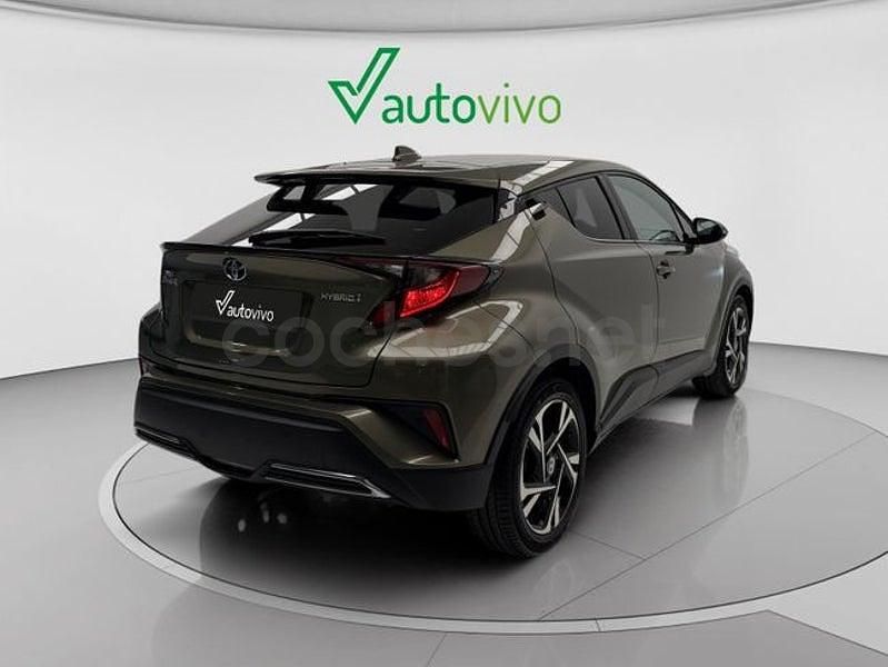 Käytetty Toyota C-HR Advance 184 HP (135 kW) 2022 Ruskea Katumaasturi