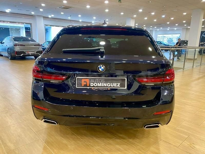 Usado BMW 520 190 CV (139 kW) 2023 Negro Familiar