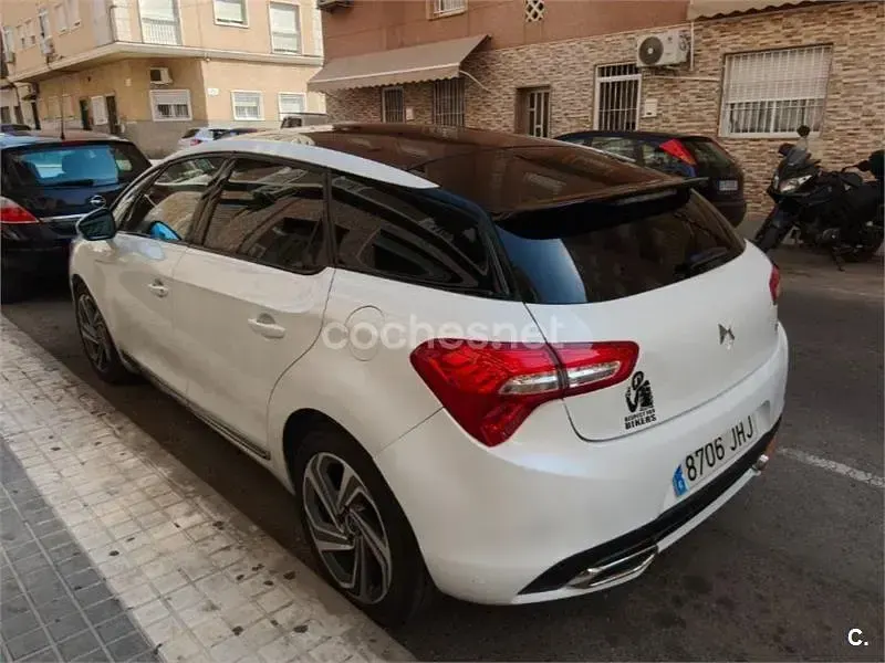 Usado DS Automobiles DS5 181 CV (133 kW) 2015 Blanco Utilitario