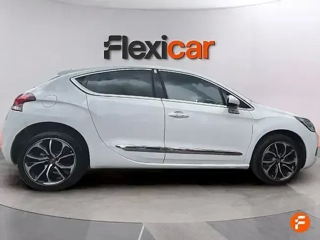 Usado DS Automobiles DS4 Style 131 CV (96 kW) 2017 Blanco