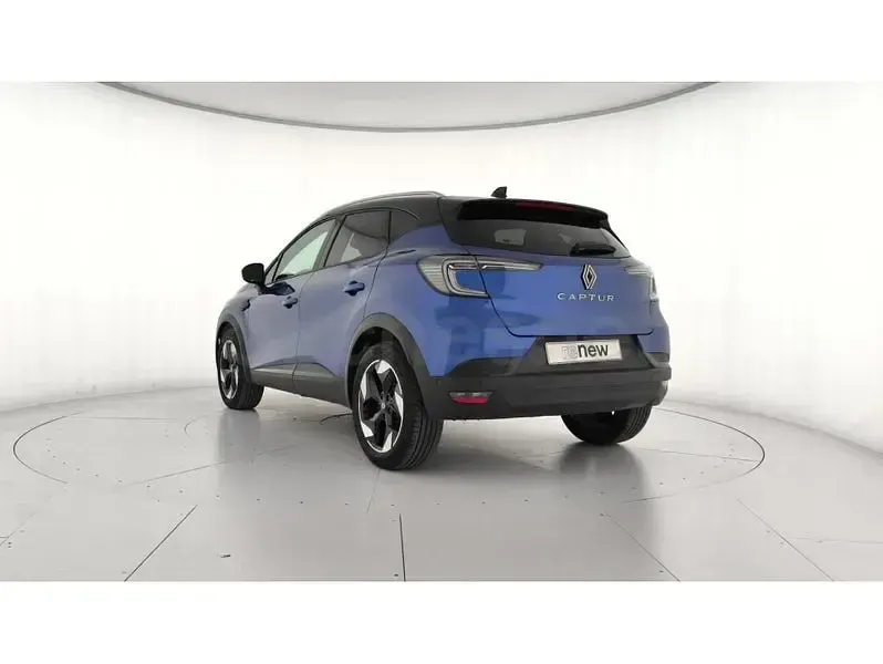 Usado Renault Captur Techno 100 CV (73 kW) 2025 Azul SUV