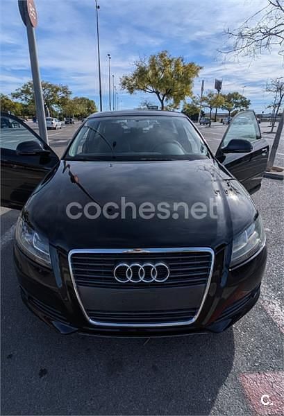 Negro Usado 2010 Audi A3 Ambition Berlina | 8100 € (Buen precio) - Imagen 1/4