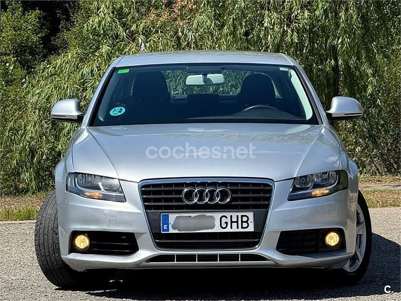 Gris / plata Usado 2009 Audi A4 Berlina | 7900 € (Super precio) - Imagen 1/4