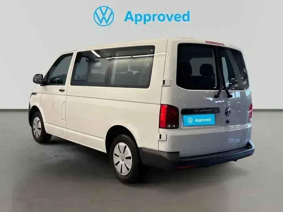 Usado VW Caravelle 110 CV (80 kW) 2022 Blanco Van