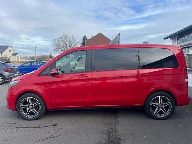 Usado Mercedes V220 163 CV (119 kW) 2022 Rojo Monovolumen