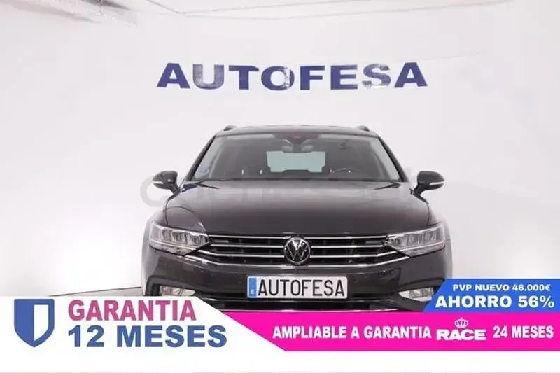 Usado VW Passat Executive 150 CV (110 kW) 2022 Gris / plata Familiar