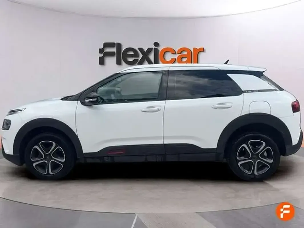 Usado Citroën C4 Cactus Feel 110 CV (80 kW) 2020 Blanco Utilitario