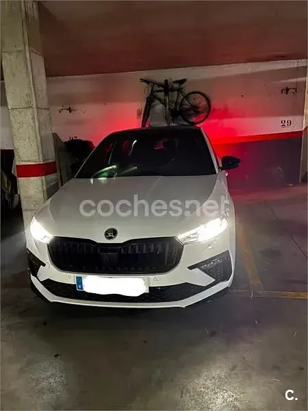 Usado Skoda Scala Monte Carlo 150 CV (110 kW) 2024 Blanco Utilitario