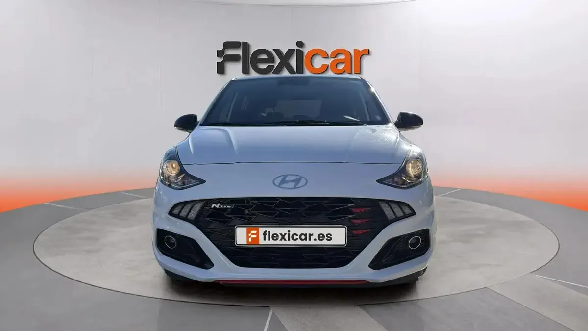 Usado Hyundai i10 N Line 84 CV (61 kW) 2024 Blanco Utilitario