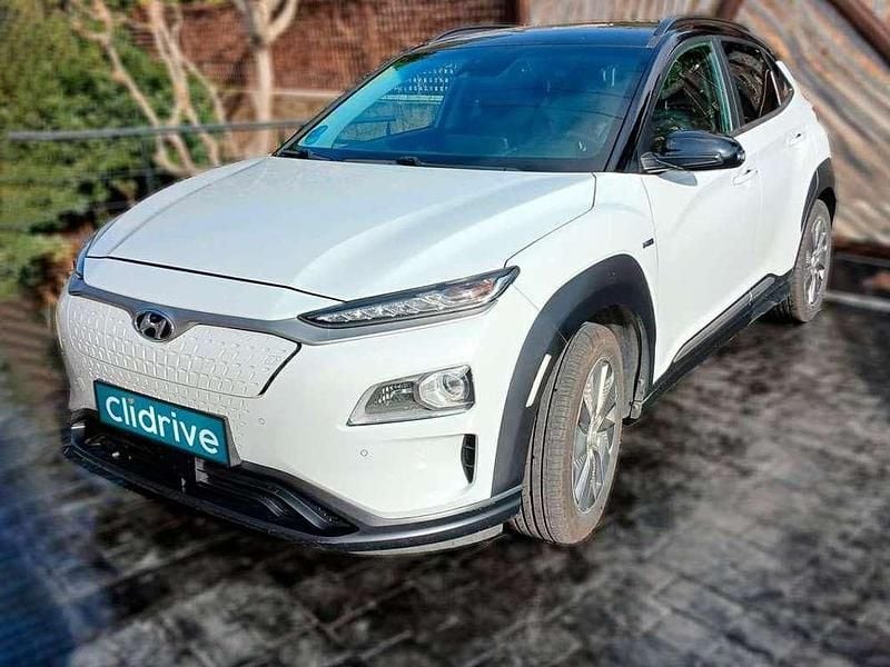 Usado Hyundai Kona Style 150 kW (204 CV) 2020 Blanco SUV