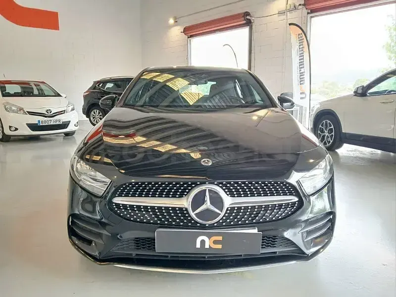 Usado Mercedes A200 150 CV (110 kW) 2020 Negro Berlina