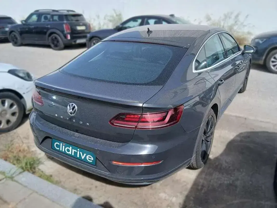 Begagnad VW Arteon 150 HK (110 kW) 2019 Grå Halvkombi