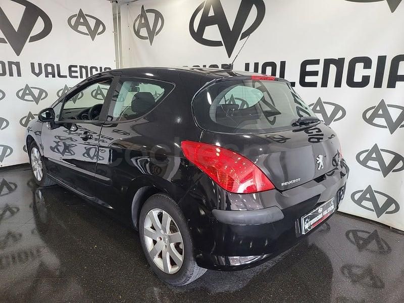 Usado Peugeot 308 Sport 90 CV (66 kW) 2008 Negro Berlina
