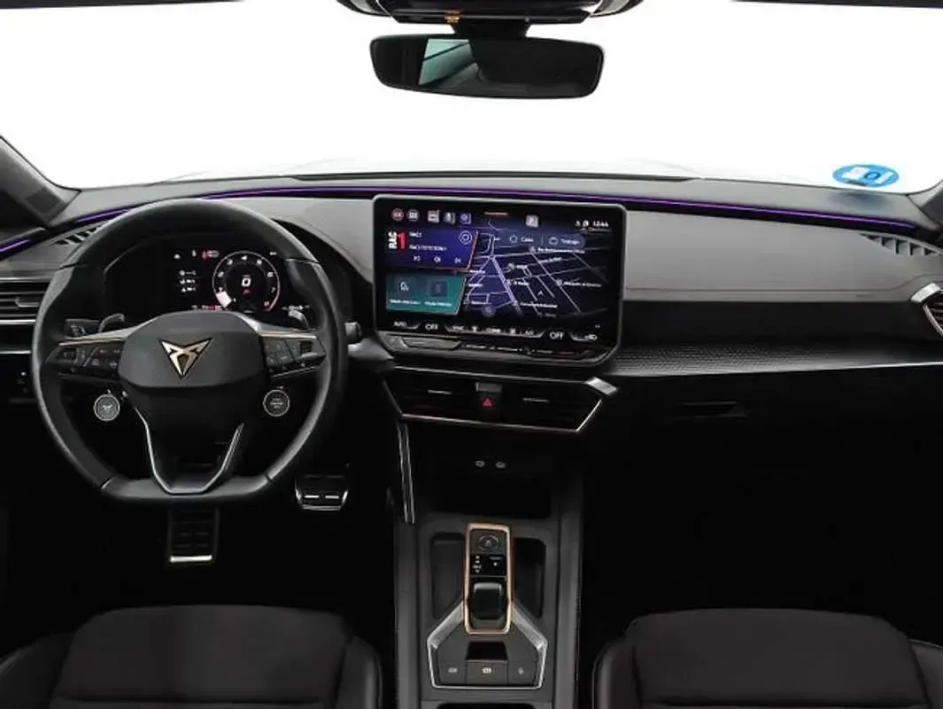 Usado Cupra Leon 204 CV (150 kW) 2025 Azul Utilitario