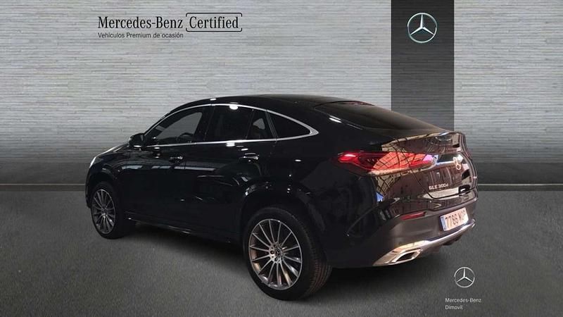Usado Mercedes GLE300 AMG line 272 CV (200 kW) 2023 Negro Coupe