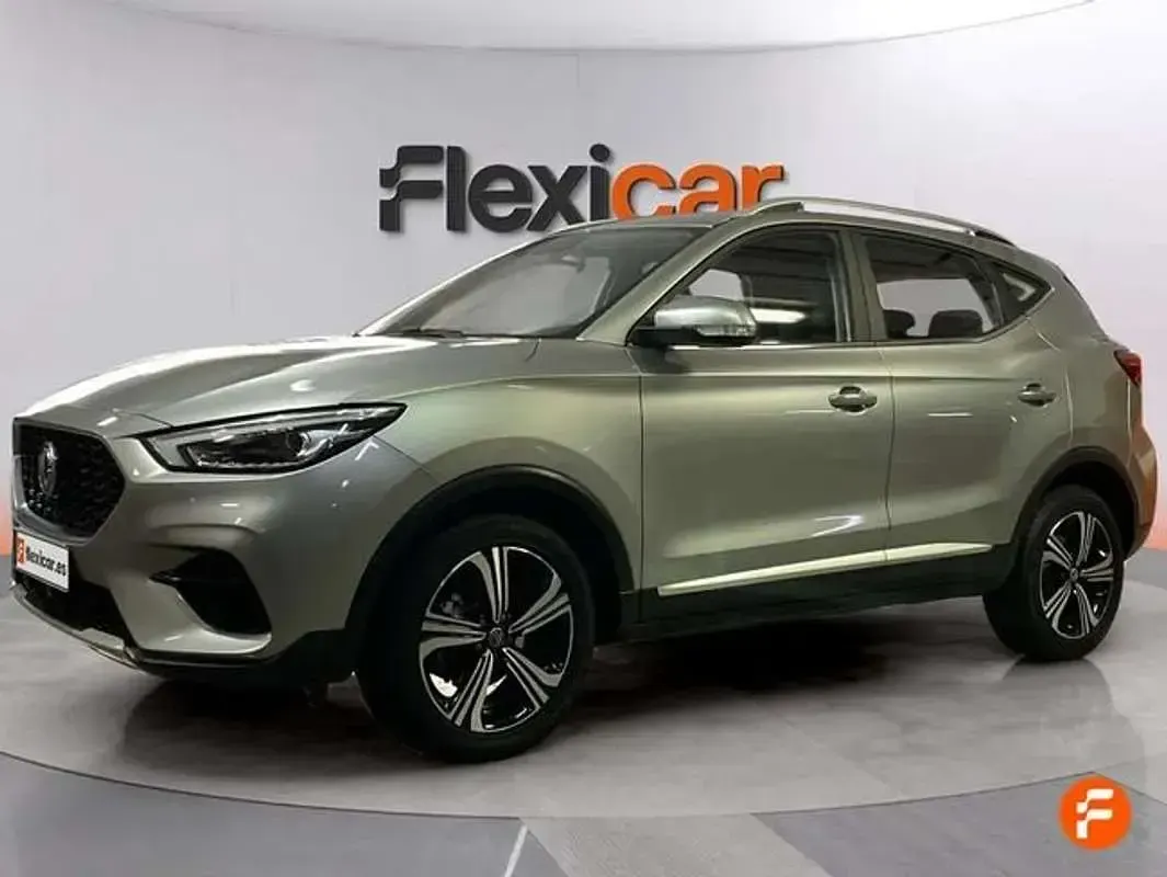 Usado MG ZS Comfort 111 HP (81 kW) 2022 Cinzento SUV