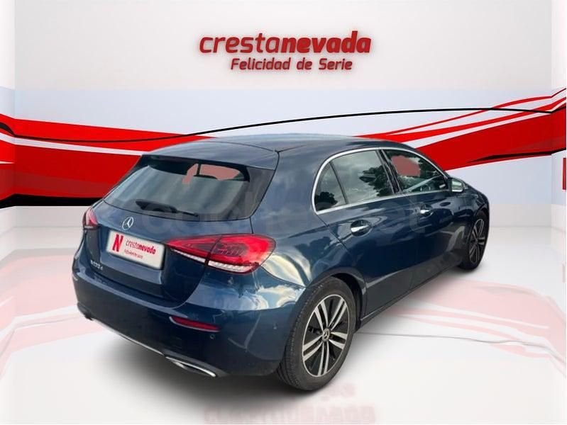 Usado Mercedes A200 150 CV (110 kW) 2022 Azul Berlina