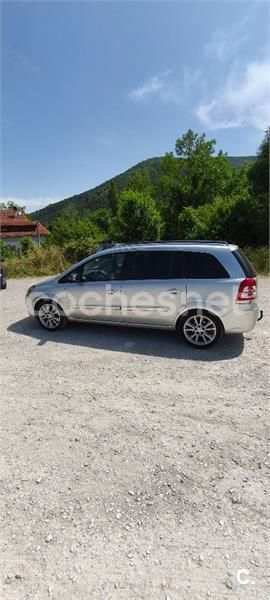 Gris / plata Usado 2008 Opel Zafira Cosmo Monovolumen | 3800 € (Precio justo) - Imagen 1/4