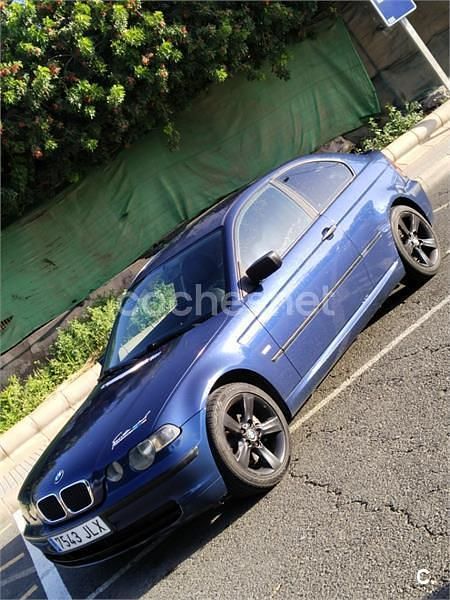 Usado BMW 318 115 CV (84 kW) 2004 Azul Berlina