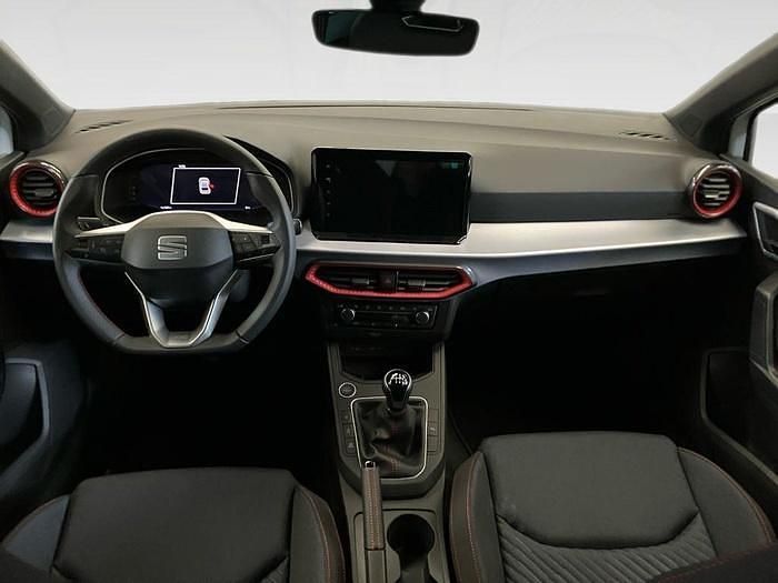 Usado Seat Ibiza FR 115 CV (84 kW) 2025 Blanco Utilitario