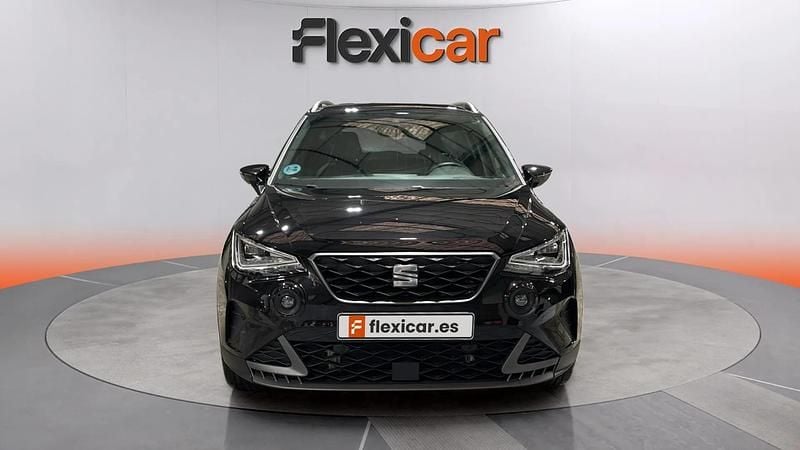 Usado Seat Arona FR 110 CV (80 kW) 2024 Negro SUV
