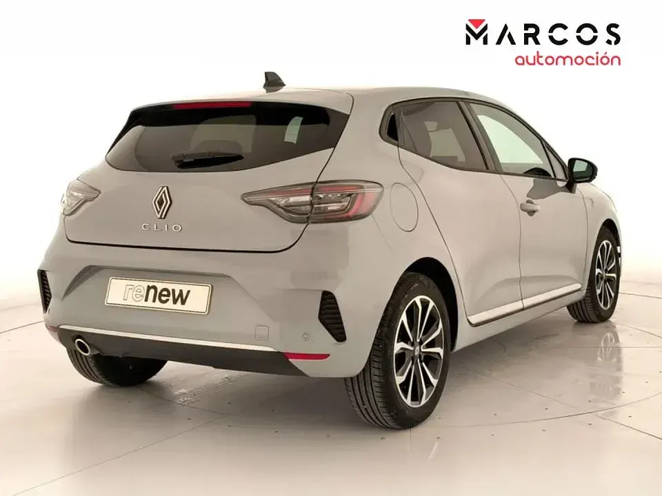 Usado Renault Clio Techno 100 CV (73 kW) 2025 Utilitario
