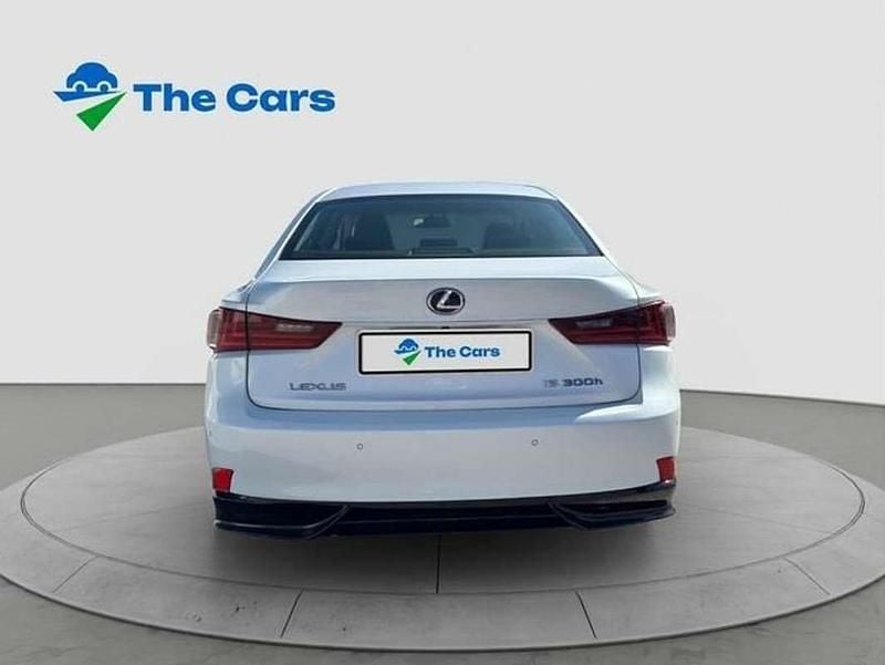 Usado Lexus IS300 223 CV (164 kW) 2015 Blanco Berlina