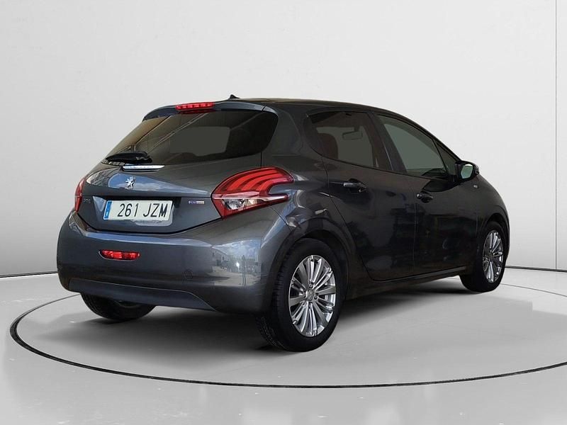 Usado Peugeot 208 Style 83 CV (61 kW) 2017 Gris Utilitario