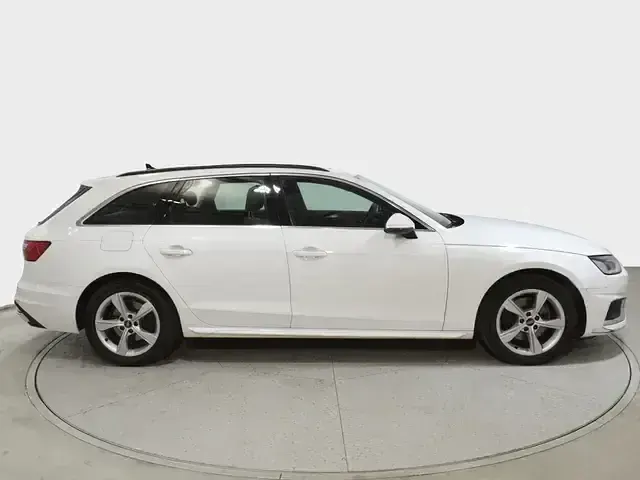 Usado Audi A4 Advanced Plus 163 CV (119 kW) 2021 Blanco Familiar