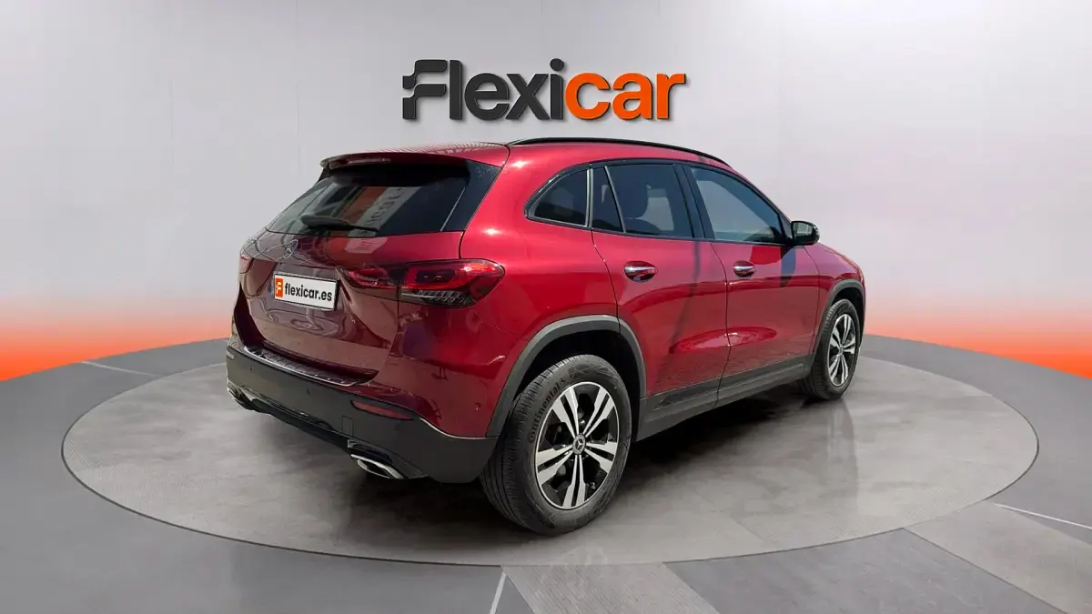 Usado Mercedes GLA200 156 CV (114 kW) 2020 Granate SUV