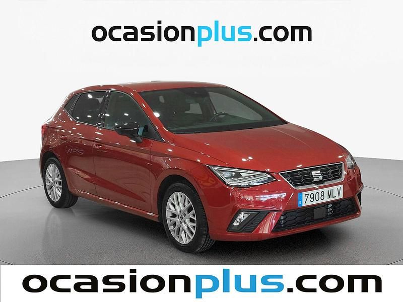 Usado Seat Ibiza FR 110 CV (80 kW) 2023 Rojo Utilitario