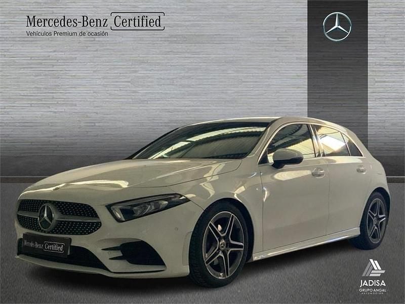 Usado Mercedes A180 136 CV (100 kW) 2021 Blanco Berlina