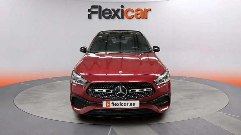 Käytetty Mercedes GLA200 151 HP (111 kW) 2020 Punainen Katumaasturi