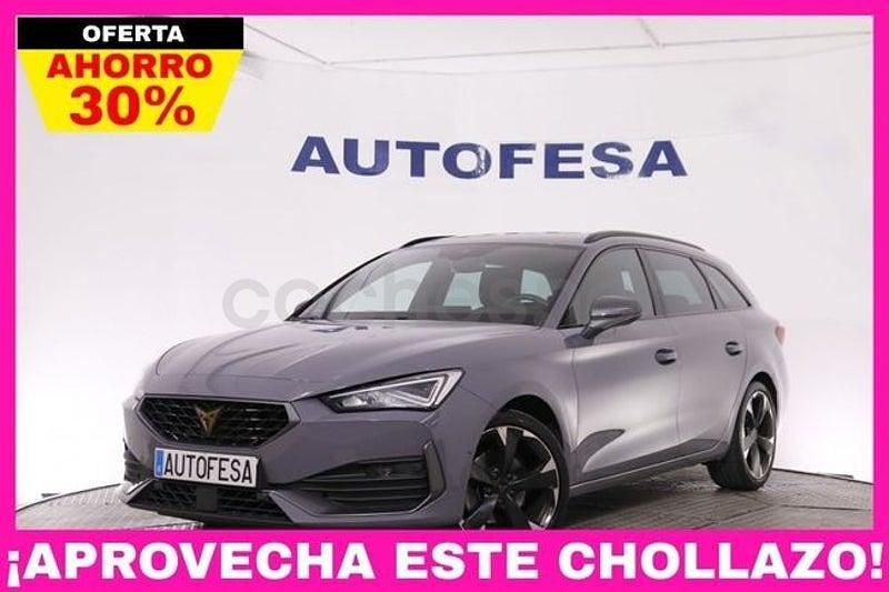 Usado Cupra Leon 190 CV (139 kW) 2023 Gris / plata Familiar