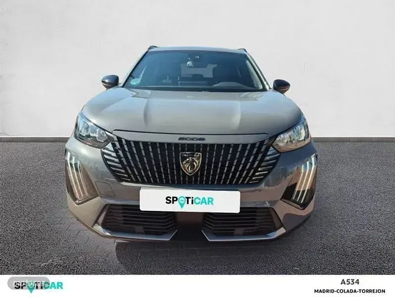 Usado Peugeot 2008 Allure 100 CV (73 kW) 2023 Gris SUV