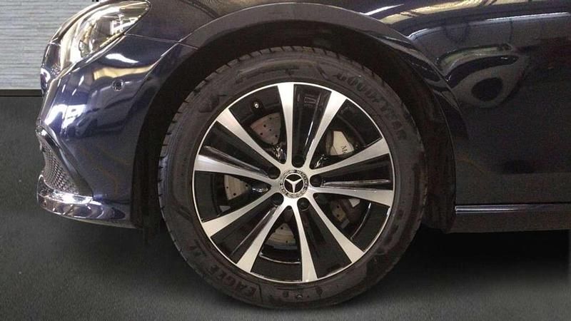 Brugt Mercedes E300 313 HK (230 kW) 2024 Blå Stationcar