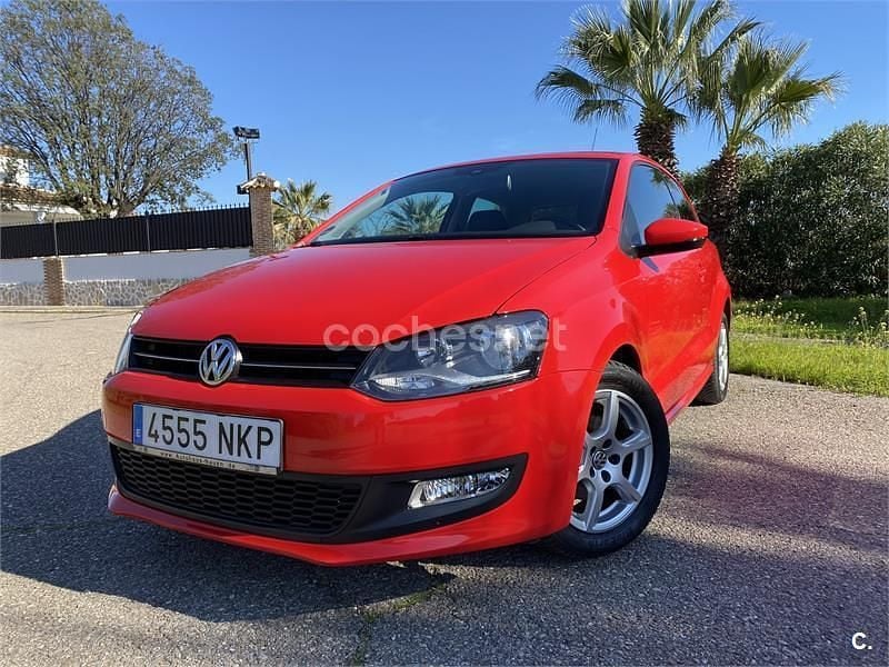Usado VW Polo United 60 CV (44 kW) 2010 Rojo Utilitario