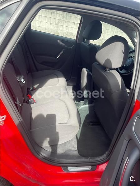 Usado Audi A1 Sportback 95 CV (69 kW) 2015 Rojo Utilitario