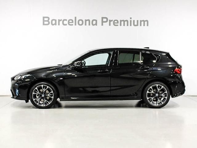 Usado BMW 118 Comfort Edition 150 CV (110 kW) 2025 Utilitario