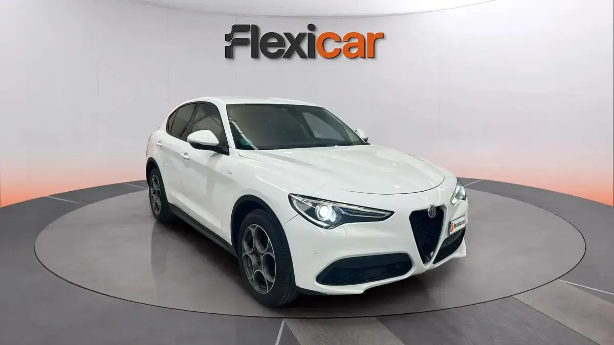 Usado Alfa Romeo Stelvio Sprint 200 CV (147 kW) 2021 SUV