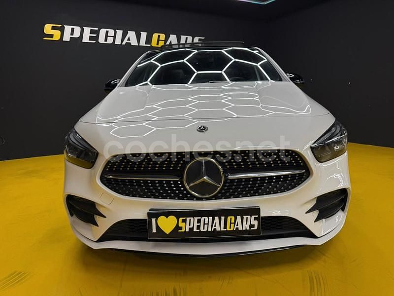 Usado Mercedes B200 150 CV (110 kW) 2019 Blanco Monovolumen
