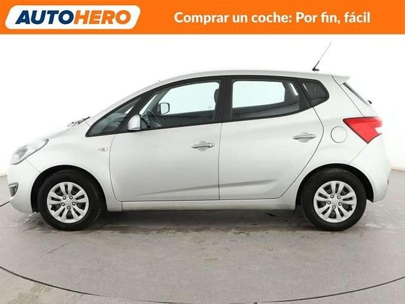 Usado Hyundai ix20 Comfort 90 CV (66 kW) 2016 Gris Utilitario